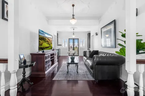 Property photo of 101 Stratton Terrace Manly QLD 4179