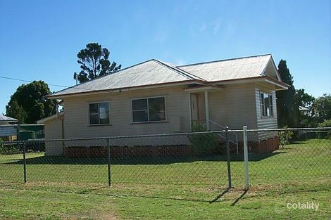 16 Yarrawonga St, Warwick, QLD 4370