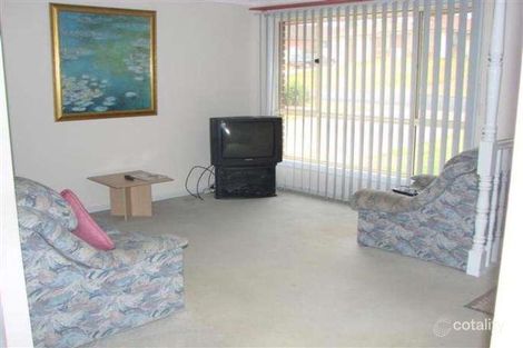 Property photo of 3 Carbasse Crescent St Helens Park NSW 2560