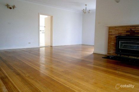 Property photo of 26 Beverley Crescent Blackburn VIC 3130