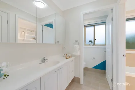 Property photo of 1A Berry Park Way Mount Colah NSW 2079