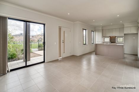 Property photo of 8 Saratoga Walk Epping VIC 3076