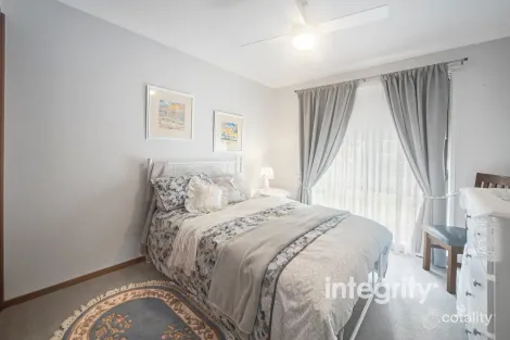 Property photo of 28 Cavalier Parade Bomaderry NSW 2541