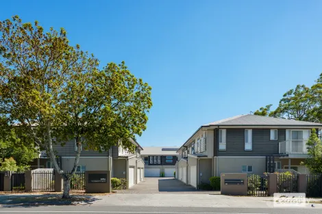 6/129 Barbaralla Dr, Springwood, QLD 4127