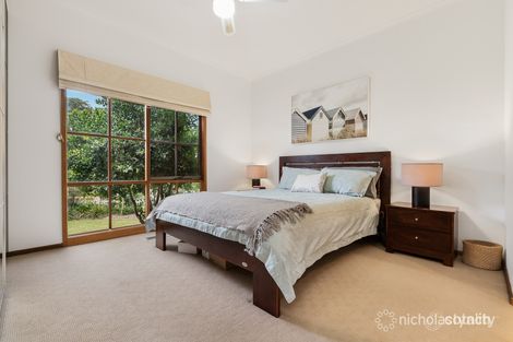 Property photo of 10 Burong Court Mount Eliza VIC 3930
