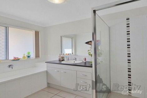 Property photo of 11 Zac Street Kalkie QLD 4670