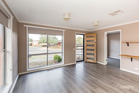 Property photo of 2 Paragon Court Wendouree VIC 3355