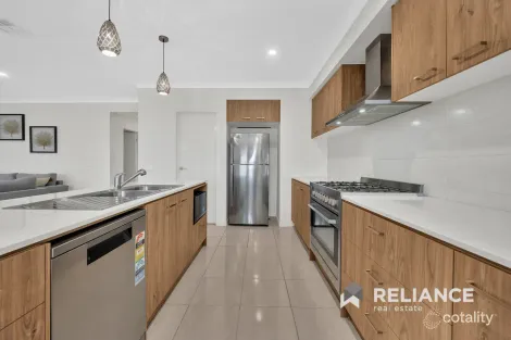 Property photo of 63 Edith Street Tarneit VIC 3029