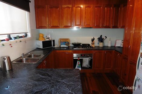 Property photo of 2/6 Fisher Court Werribee VIC 3030
