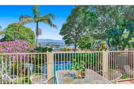 8 Bruce Ave, Mount Warrigal, NSW 2528