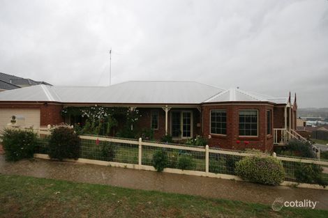 80 Rossack Dr, Waurn Ponds, VIC 3216