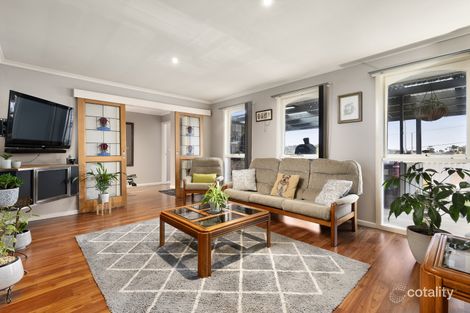 Property photo of 24 Vineyard Road Sunbury VIC 3429