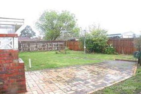 Property photo of 18 Campbell Parade Cranbourne VIC 3977