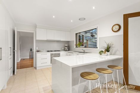 Property photo of 5 Long Valley Way Doncaster East VIC 3109
