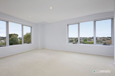 Property photo of 21/213 Normanby Road Notting Hill VIC 3168