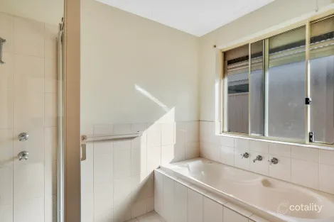 Property photo of 52 Peerless Road Munno Para West SA 5115