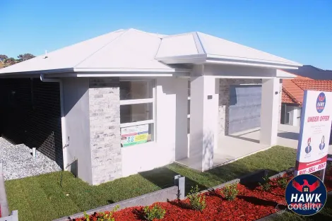 Property photo of 98 Edward Drive Googong NSW 2620