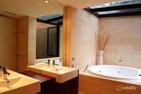 Property photo of 35 Middle Crescent Brighton VIC 3186