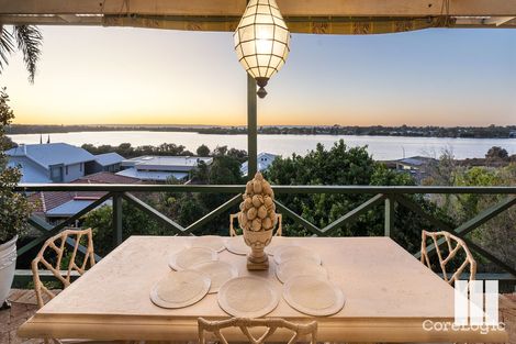 Property photo of 136 River Way Salter Point WA 6152