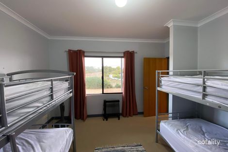 24 Waterway Rd, Preston Beach, WA 6215