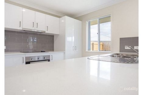Property photo of 27 Affinity Way South Ripley QLD 4306
