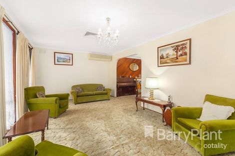 Property photo of 12 Blackman Avenue Mill Park VIC 3082