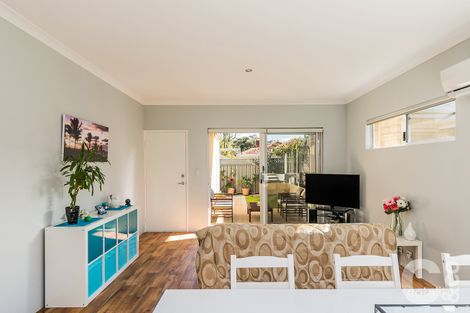 Property photo of 212 Lambeth Circle Wellard WA 6170