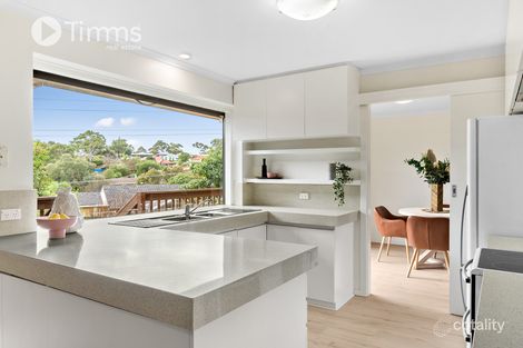 35 Tania Dr, Aberfoyle Park, SA 5159