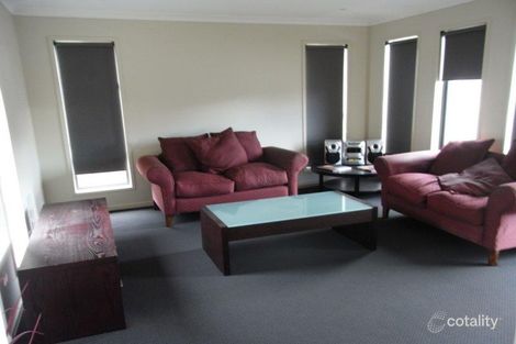 Property photo of 28 Menhennet Drive Delacombe VIC 3356