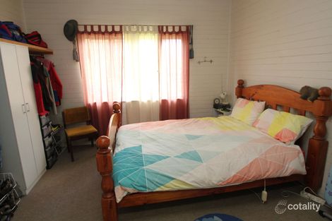 Property photo of 74 Rayleigh Street Wallangarra QLD 4383