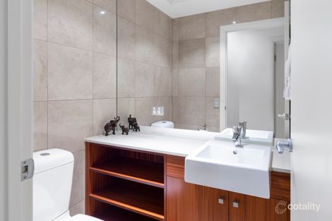 Property photo of 1/68-70 Sunset Boulevard Surfers Paradise QLD 4217