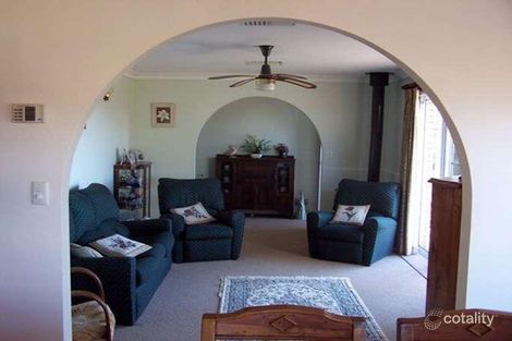 Property photo of 12 Robinson Street Canowindra NSW 2804