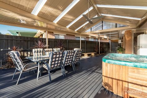 Property photo of 31 Mill Park Drive Mill Park VIC 3082