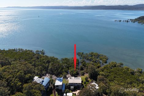 Property photo of 10 Boat Harbour Avenue Macleay Island QLD 4184