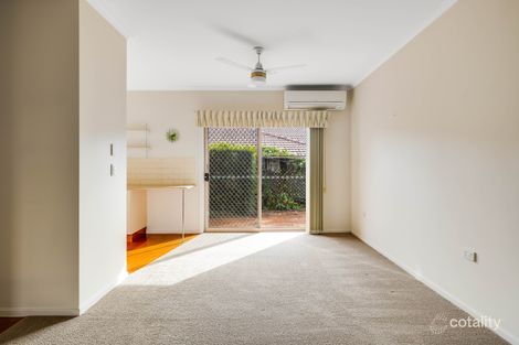 Property photo of 2/8-10 Glenfield Court Middle Ridge QLD 4350