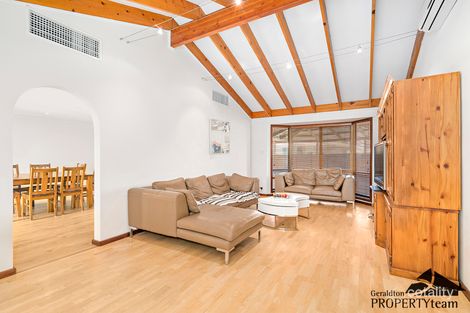 Property photo of 25 Eastcott Way Tarcoola Beach WA 6530