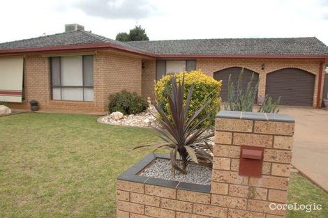 Property photo of 3 Sandringham Place Dubbo NSW 2830