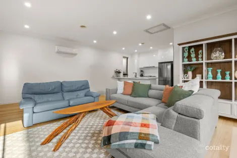 Property photo of 2/15 Talbot Grove McCrae VIC 3938