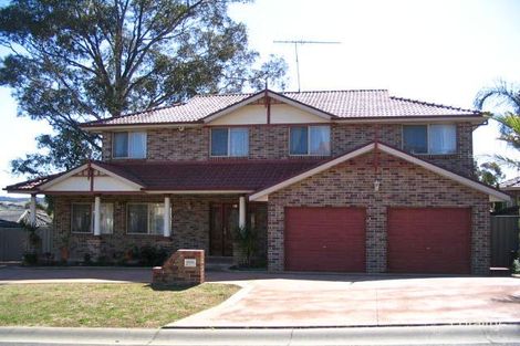 10 Border Cl, Hinchinbrook, NSW 2168