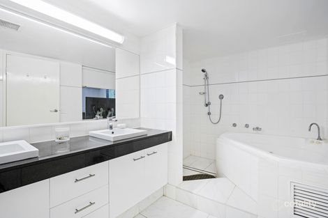 28/3-7 Eady Ave, Broadbeach Waters, QLD 4218