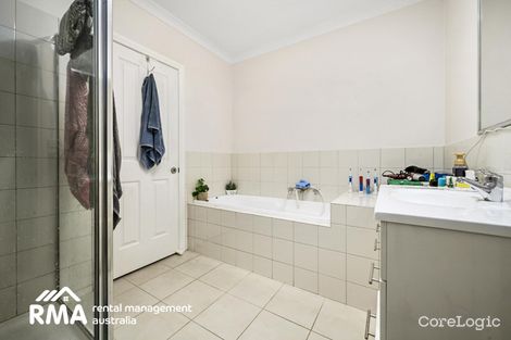 Property photo of 2/32 Smeaton Avenue Hoppers Crossing VIC 3029