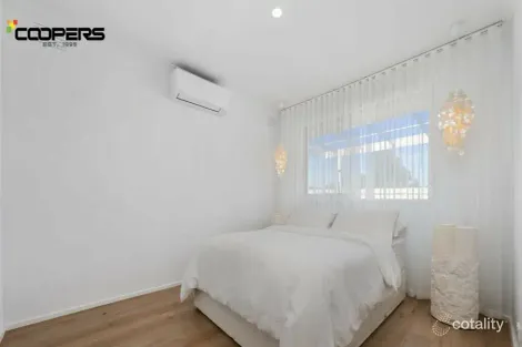 Property photo of 18 Barries Road Melton VIC 3337