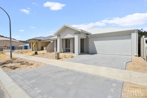 15 Tropical Cres, Yanchep, WA 6035