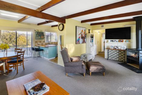 Property photo of 61 Willow Lake Drive Macs Cove VIC 3723
