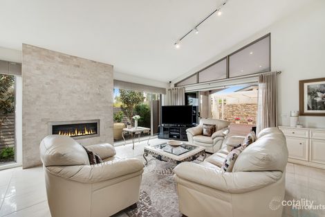 Property photo of 51 Kingscote Way Wollert VIC 3750