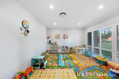 Property photo of 12 Bridgewood Drive Beaumont Hills NSW 2155