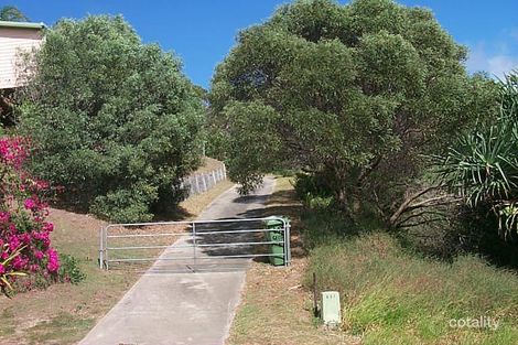 Property photo of 13 George Nothling Drive Point Lookout QLD 4183