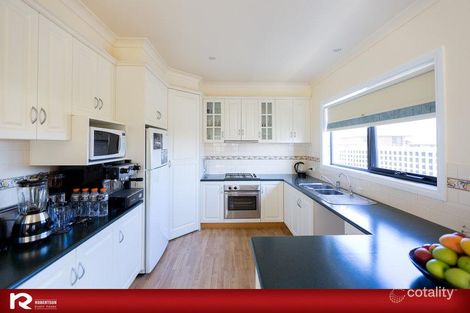 Property photo of 6 Couta Close Port Fairy VIC 3284