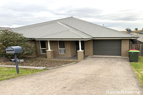 2/10a Russell St, Gillieston Heights, NSW 2321