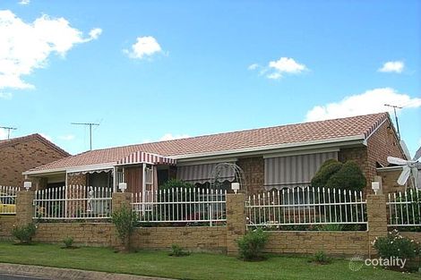 6 Manhattan Dr, Eagleby, QLD 4207